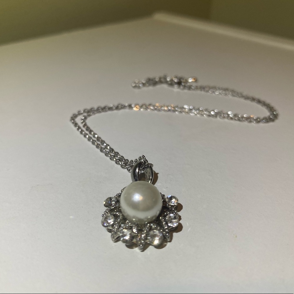 Pearl and Crystal Necklace